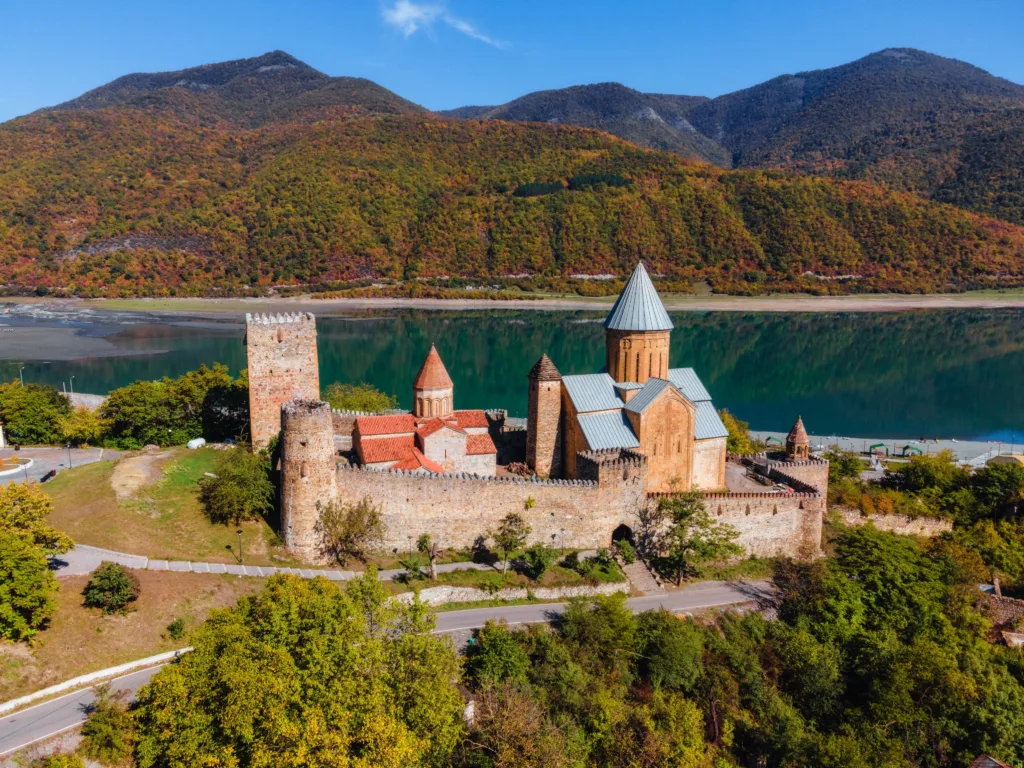 الأماكن السياحية في جورجيا